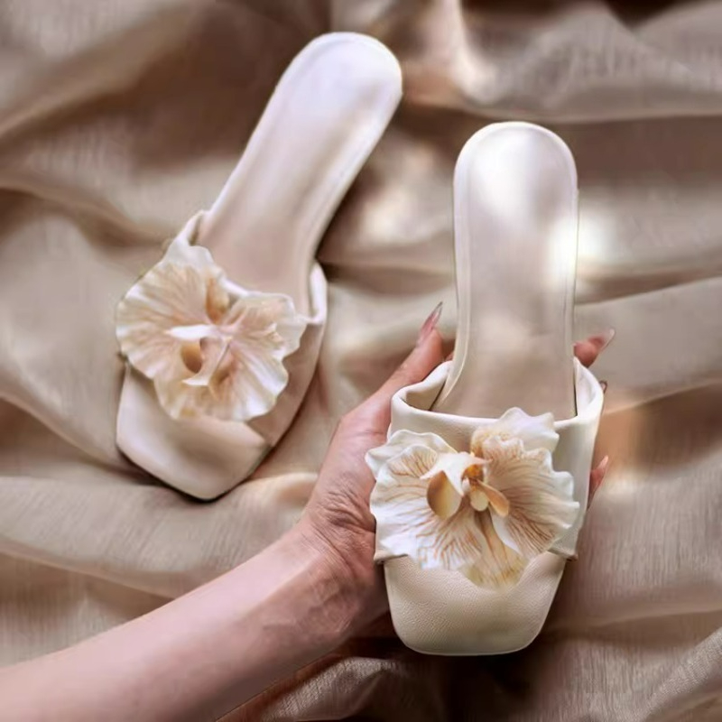 Sandal Wanita Merk Ternama Mus - Streetwear Brand With Flowers ulasan dan harga